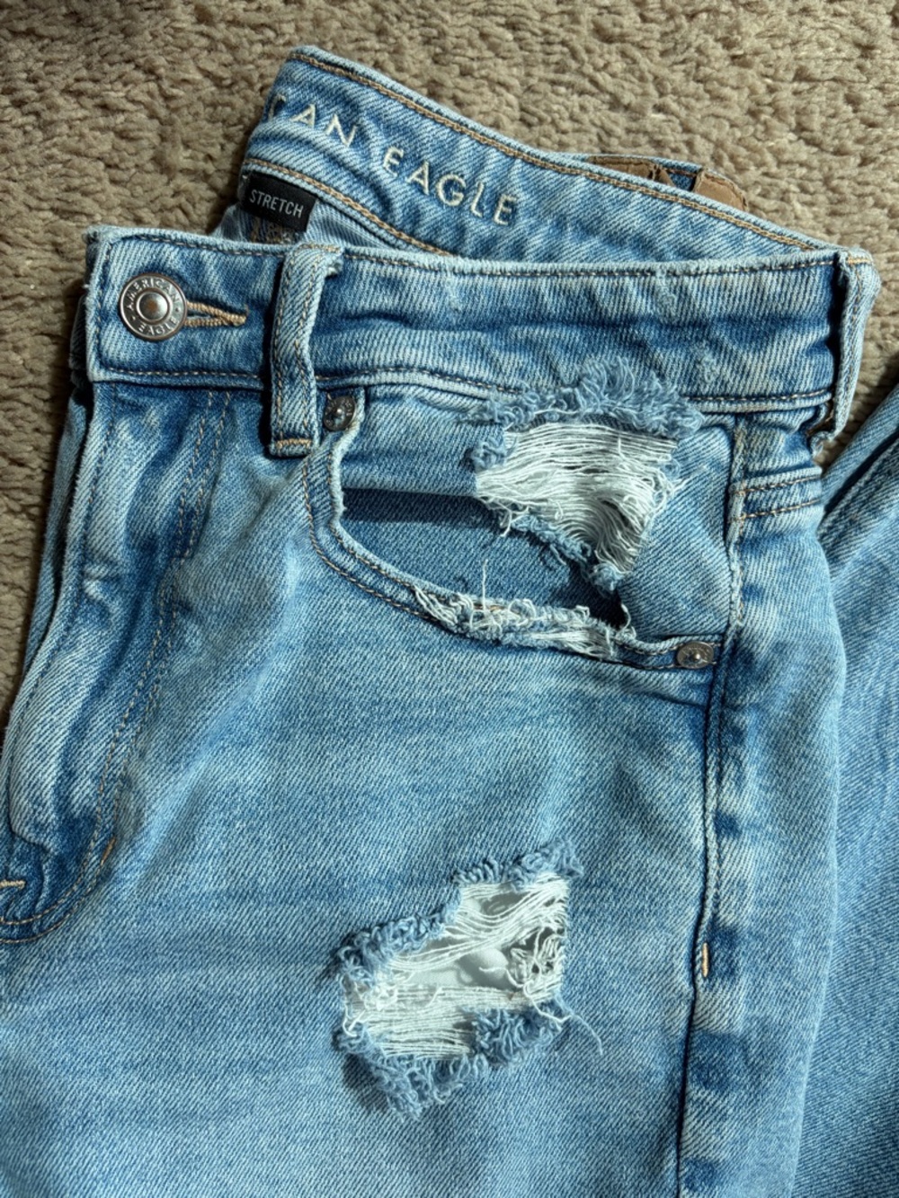 American Eagle Mom Straight Jean | 6 Short | Distressed - Picture 2 of 11